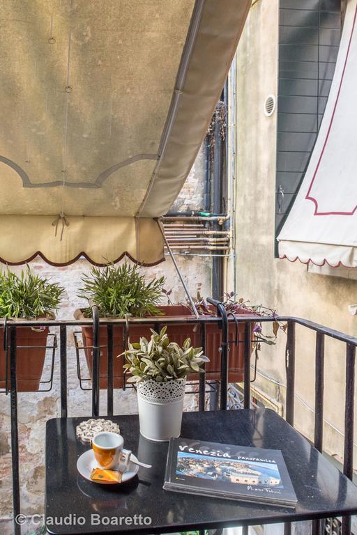 فندق Residenza Al Pozzo البندقية المظهر الخارجي الصورة